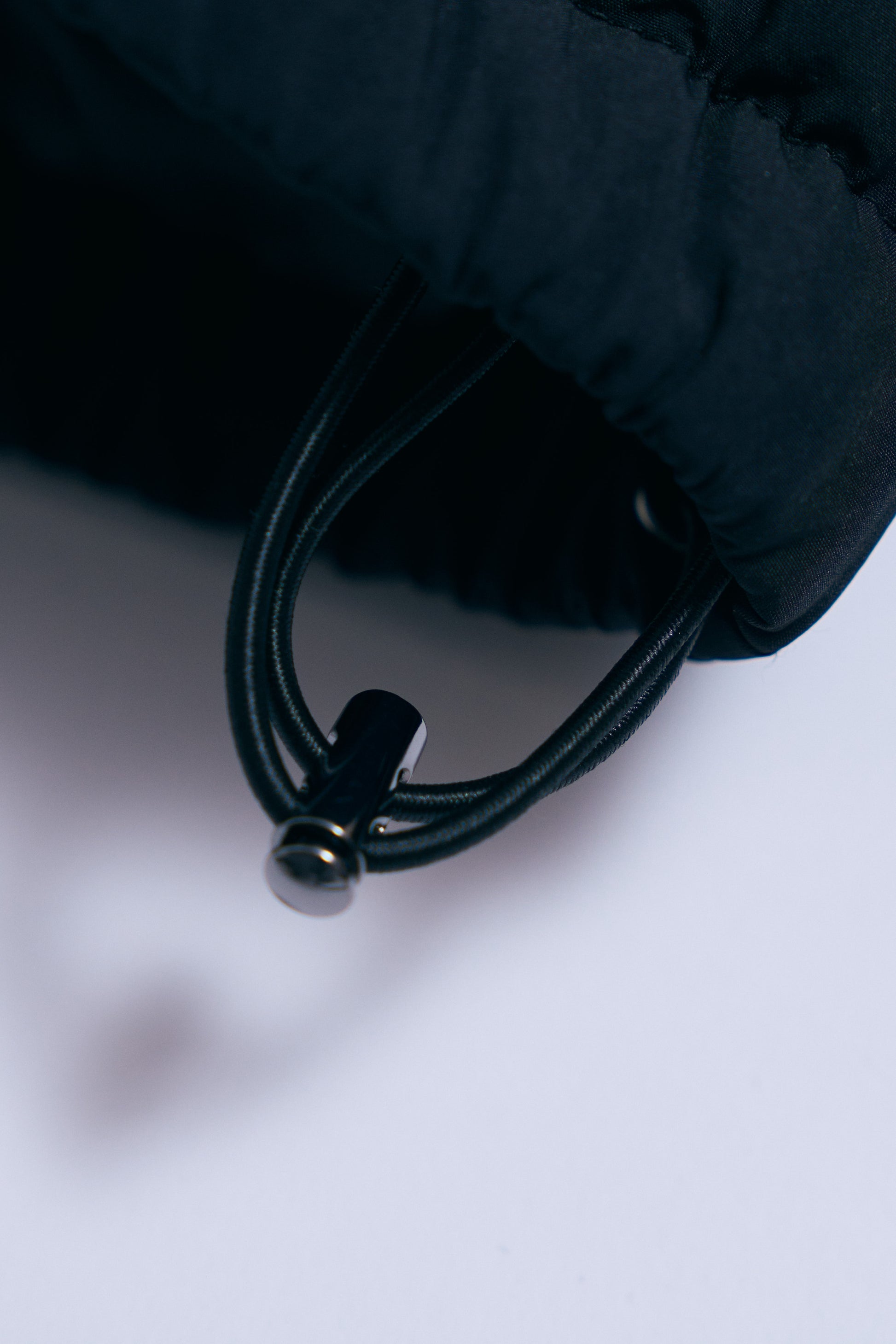 ODY DOWN JACKET（BLACK）