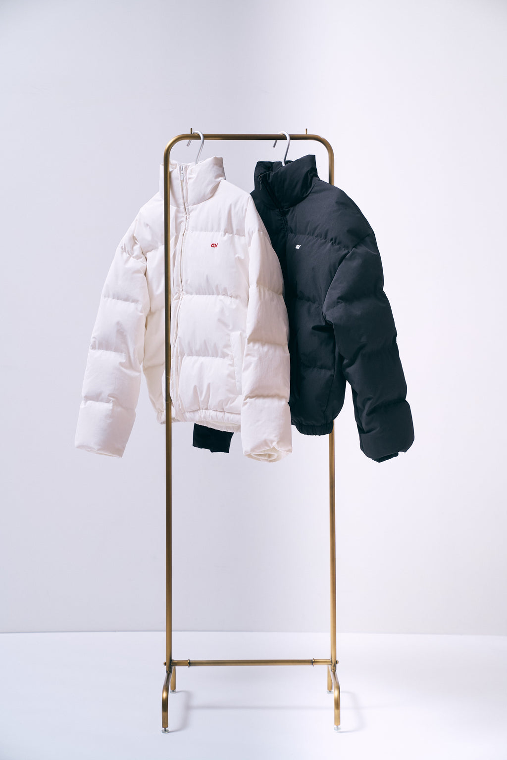 ODY DOWN JACKET（WHITE）